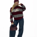 maglione con scritta ricamata no vabbe